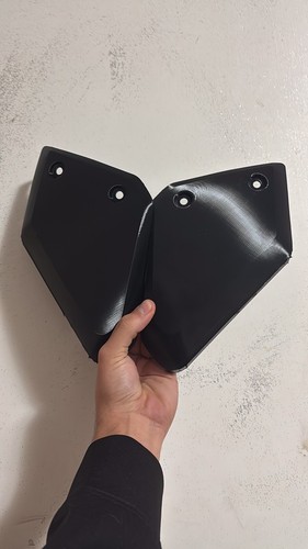 Coppia fianchetti serbatoio - coppia,