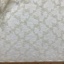 Tessuto Tulle Ricamato