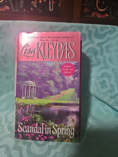 Scandal spring lisa - in,