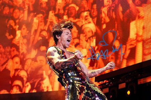 Photo signed by harry - a3,