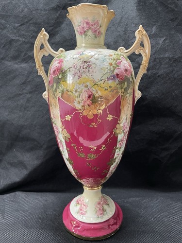 Antico grande vaso dorato