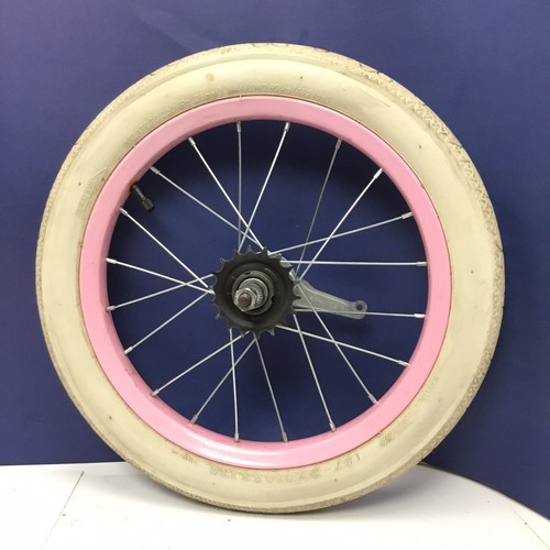 Bicicletta posteriore rosa - bicicletta,