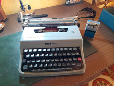 MACCHINA DA SCRIVERE OLIVETTI
