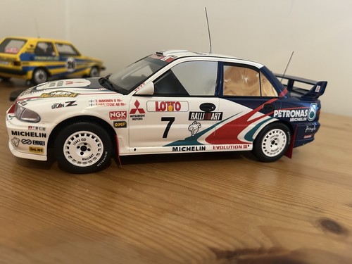 Ottomobile ot475 - 1/18,