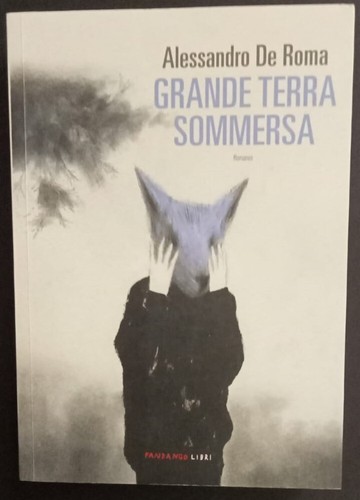 Libro grande terra - libro, sommersa