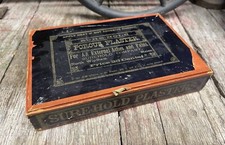 Antica vetrina intonaci porosi