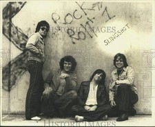 1980 Press Photo Slingshot