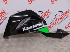 CARENA TELAIO SERBATOIO INFERIORE SINISTRA KAWASAKI ZX6R 636 2014 dal 2013 al 2018 ZX636 nera