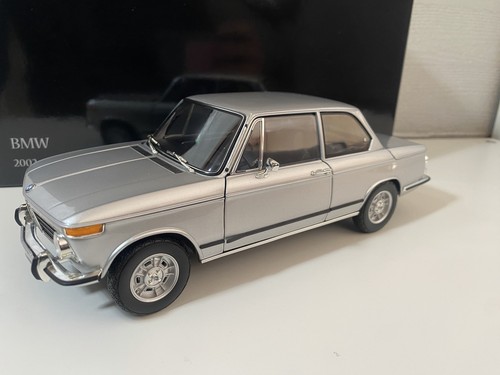 Bmw 2002 kyosho no - 1/18,
