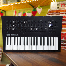 Sintetizzatore analogico