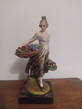 STATUA FIORAIA PORCELLANA