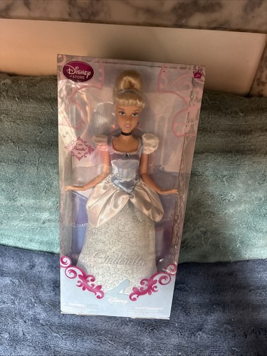 Disney store esclusiva bambola - esclusiva,