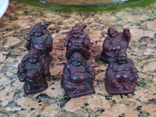 Set buddha figurines - of, 6