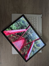 Microsoft Surface Book 2 13,5" i7-8650U 1,90 GHz 8 GB 256 GB NVMe Win 11