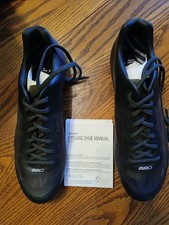 NUOVE scarpe ciclismo su