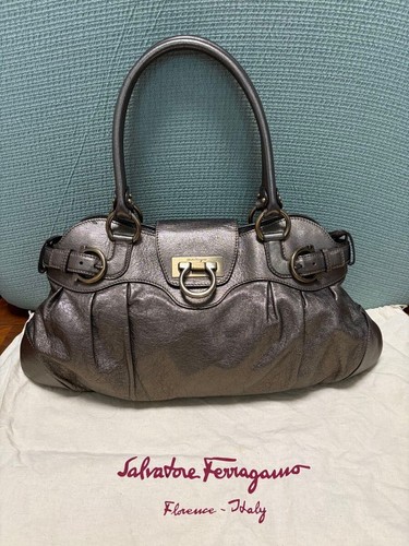 Salvatore ferragamo gancini - salvatore,