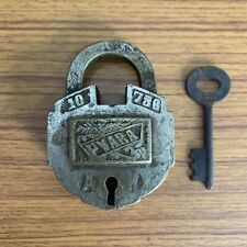 VECCHIO O ANTICO LUCCHETTO IN