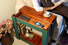 Tavolino laterale per divano