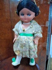 Bambola vintage VALENCIANA con occhi mobili CON ACCESSORI