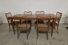 Tavolo e sedie di Pierluigi