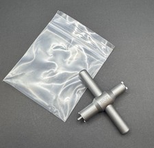 Chiave a scimmia strumento