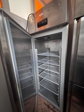 frigo a ripiani per cucine professionali in acciaio inox