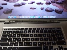 Apple MacBook Pro 17" 16GB 2TB