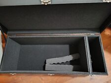 Flight Case, misure esterne 88*35*35 cm.