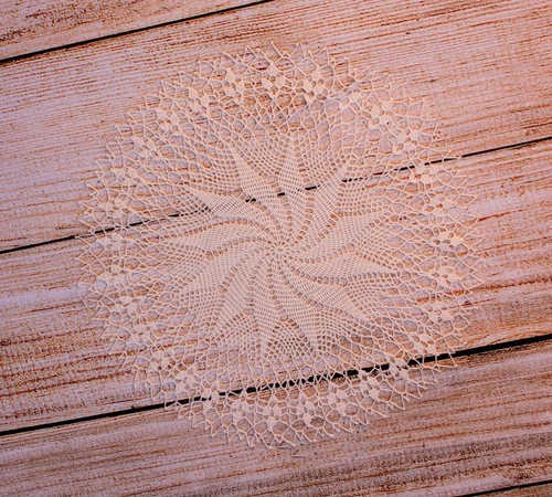 Centrino beige rotondo