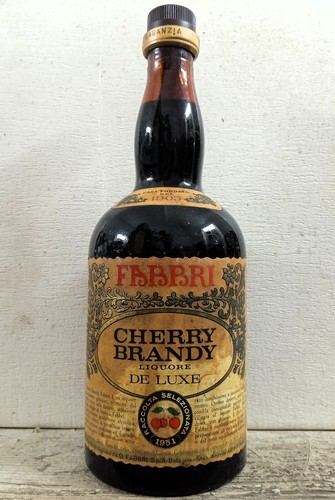 Cherry brandy raccolta - 1,