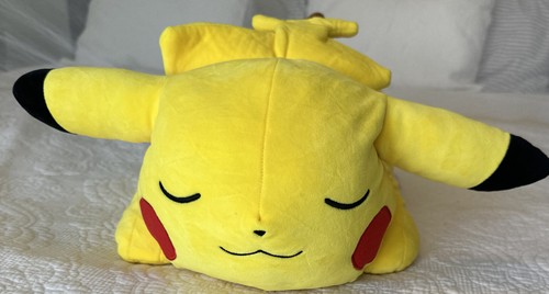 Pokemon sleeping pikachu - 18",