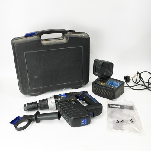 Trapano avvitatore - , a