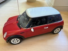 ENORME Mini Cooper RC Auto - 2