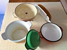 Pentole stoviglie scolapiatti Smaltati Vintage vecchie stoviglie lotto Stock