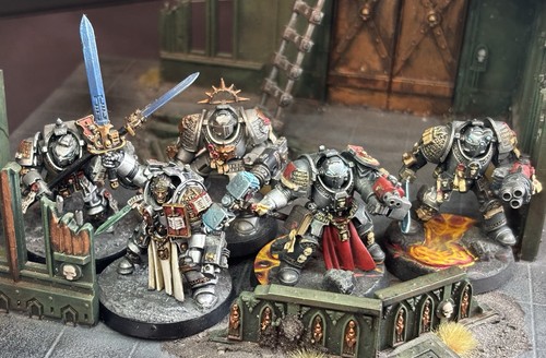 Warhammer 40k cavalieri - cavalieri, grigi