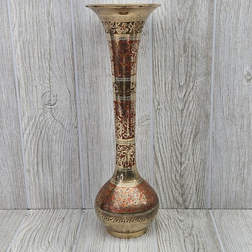 Vaso bocciolo ottone inciso