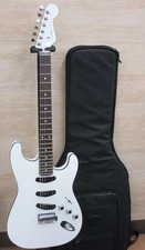 FENDER AERODYNE SPECIAL STRATOCASTER AERODYNE SPECIAL