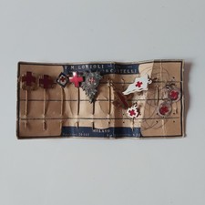 CROCE ROSSA ITALIANA CARTONCINO 12 SPILLETTE LORIOLI ANNI 1920/30