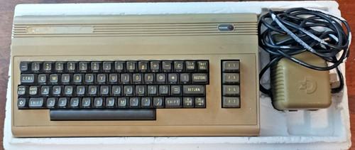 Commodore con - commodore,