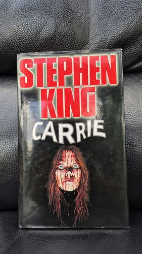 Carrie stephen king - carrie,
