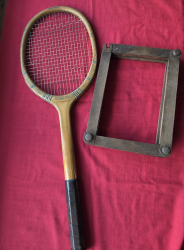 Antica racchetta tennis - da,