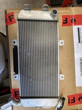 RADIATORE ACQUA LIQUIDO