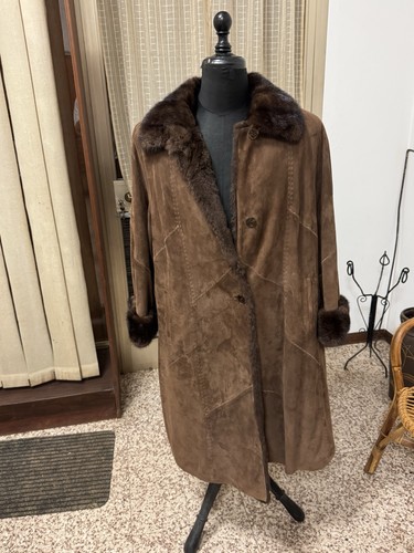 Sorelle l cappotto - le, s.r.l.