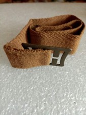 Soggolo in canapa kaki per