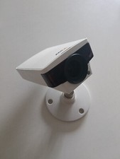 Axis M1143-L POE videocamera di sorveglianza  con supporto a muro