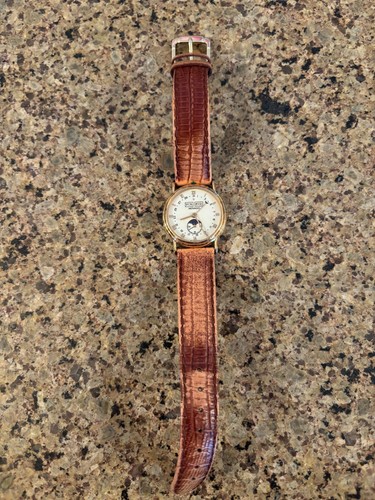 Movado vintage donna fasi