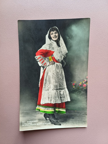 Cartolina costumi sardi - costumi,