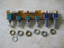 Controlli Yaesu FT-736R Gain,Vox,Anti-Trip,Keyer,AGC,SAT in ottime condizioni