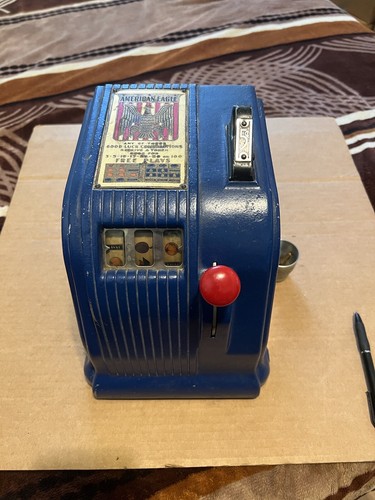 Vintage cent slot machine - slot,