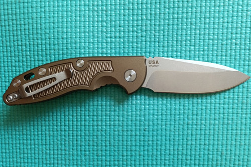 Coltello nuovo ispirato - , a